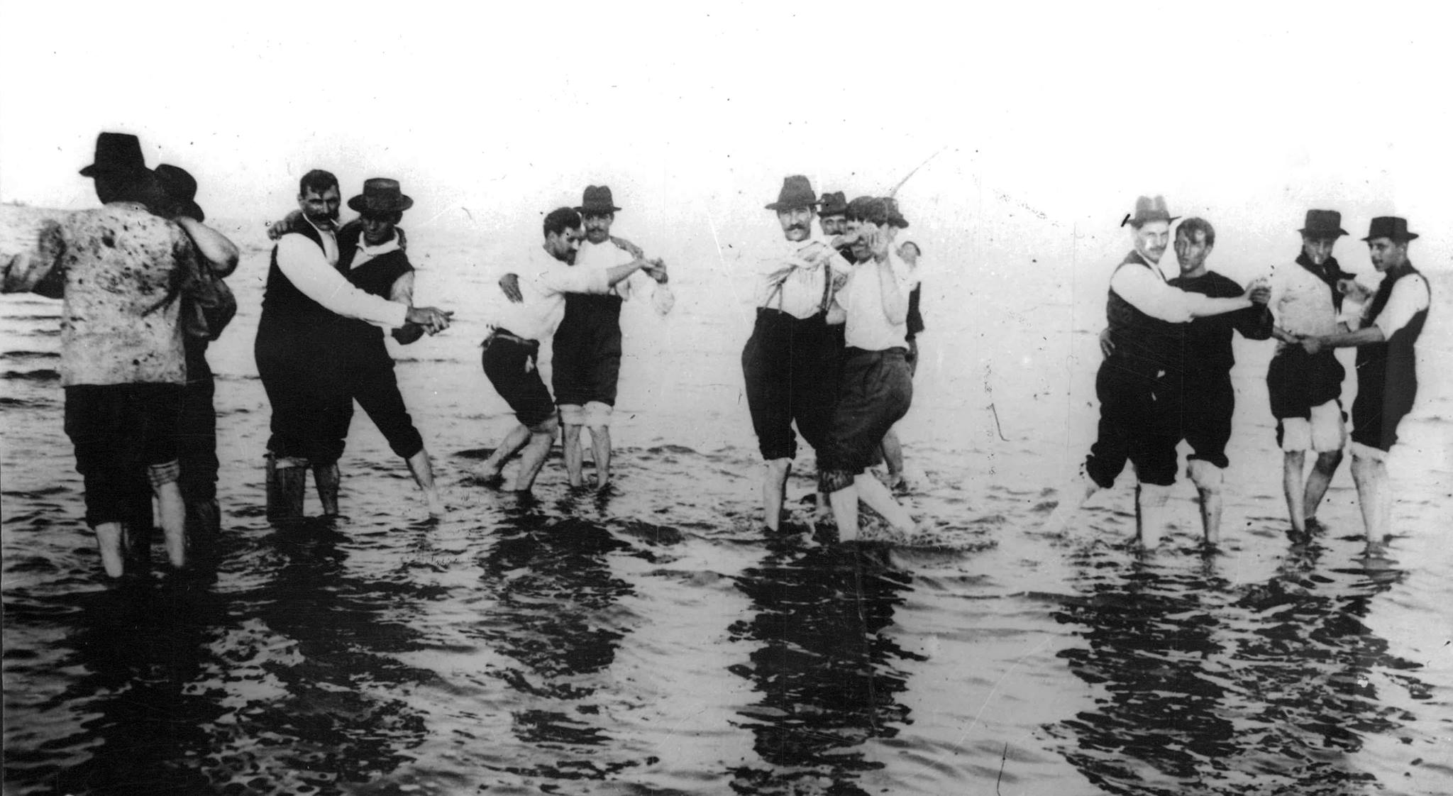 Pareja bailando tango